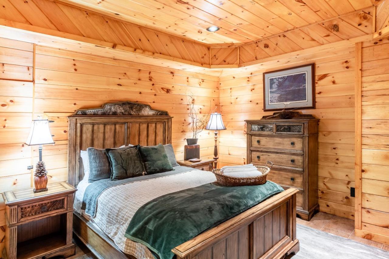Iron Mountain Lodge - Beautiful Cabin With Forest & Mountain Views! Butler Exterior photo