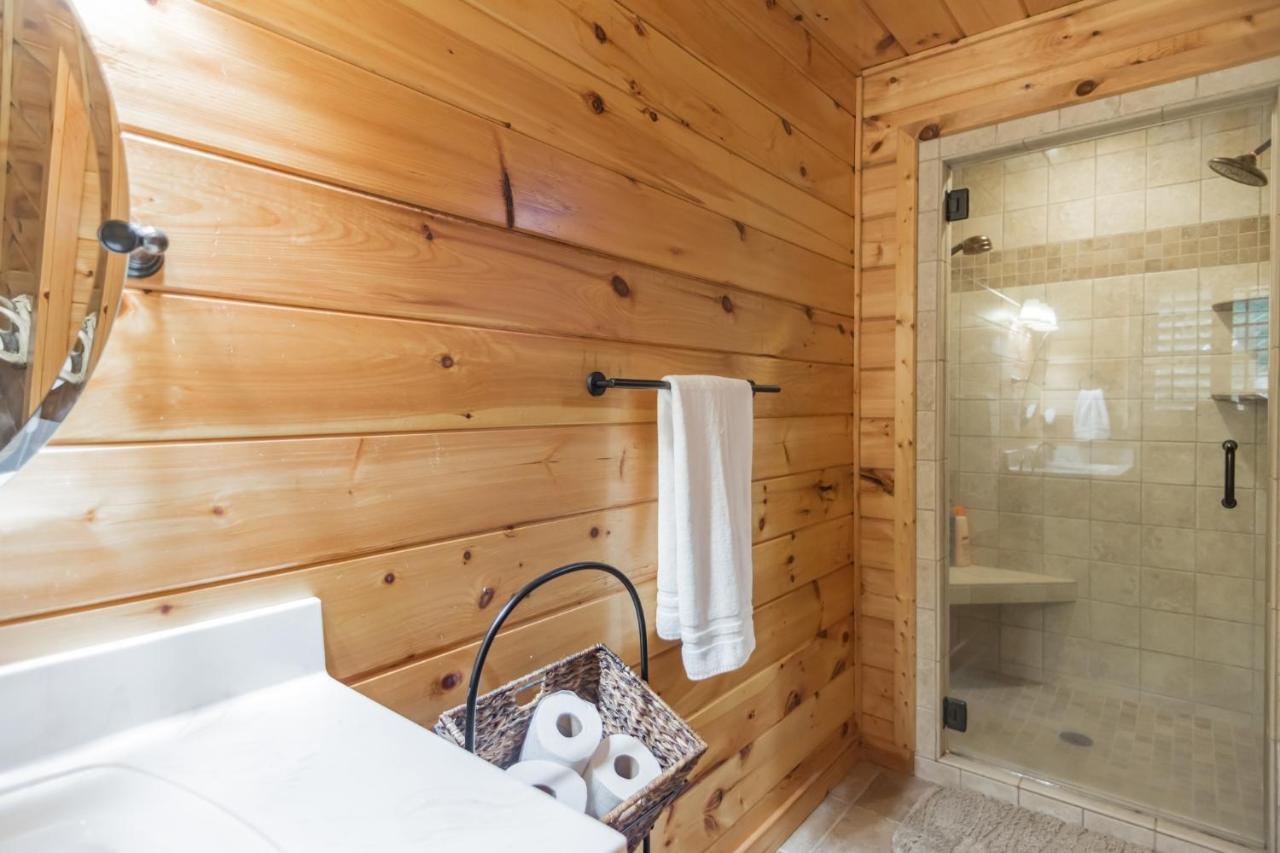 Iron Mountain Lodge - Beautiful Cabin With Forest & Mountain Views! Butler Exterior photo